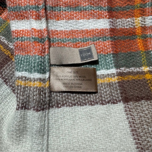 Look Plaid Infinity Scarf - Picture 6 of 6